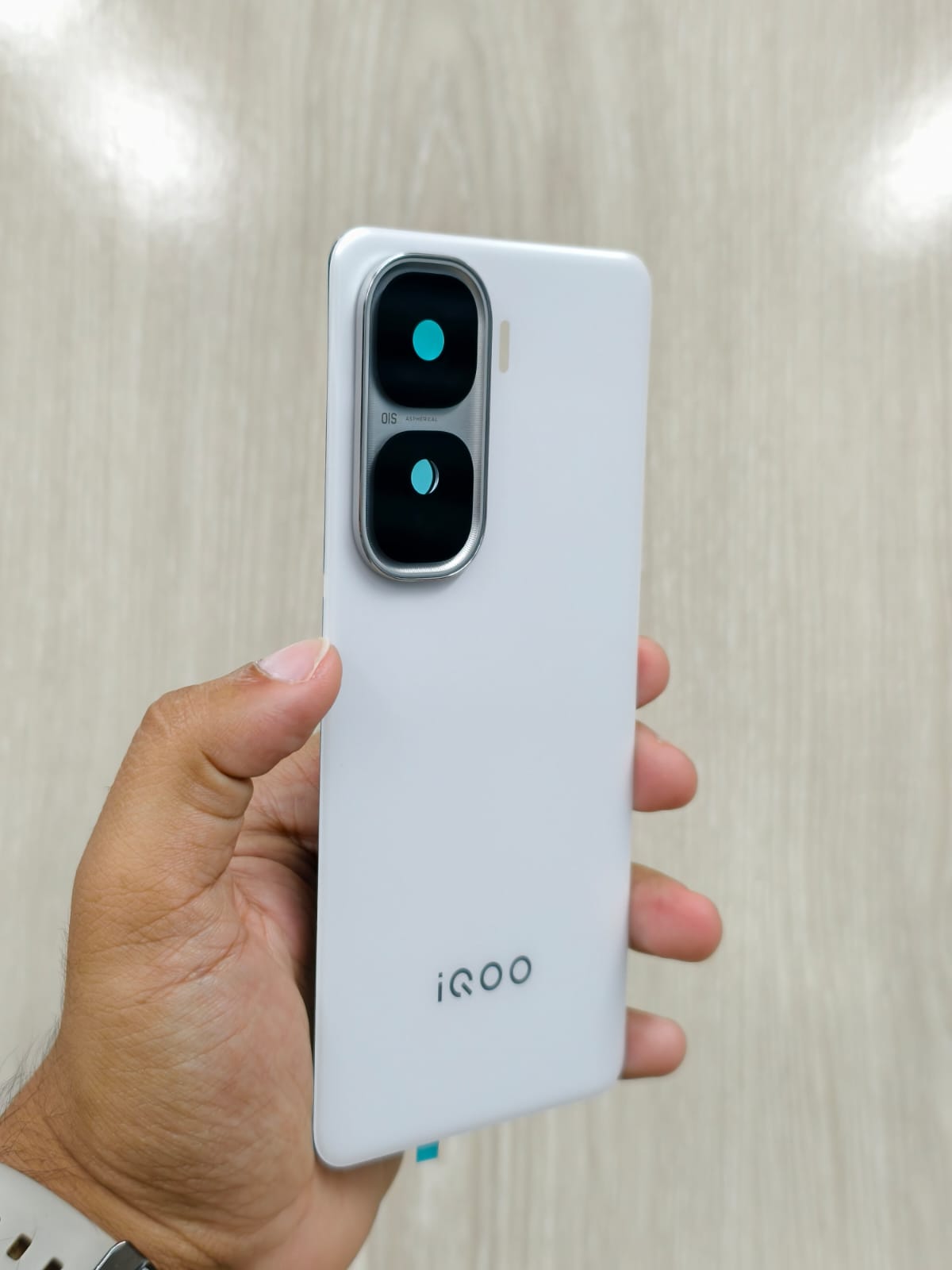 IQOO Neo 10 Backshell White